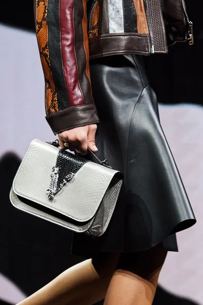 Look 157
